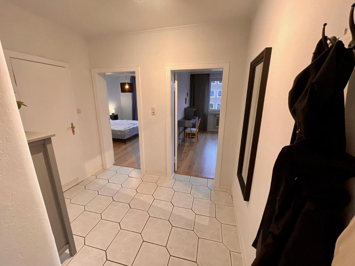 Purple Kitchen - Apartment Mit Grosser Wohnkueche ブレーマーハーフェン エクステリア 写真
